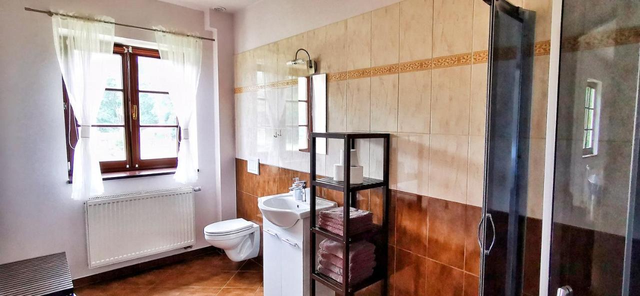Gospodarstwo Nad Jeziorem Zalom  Екстериор снимка